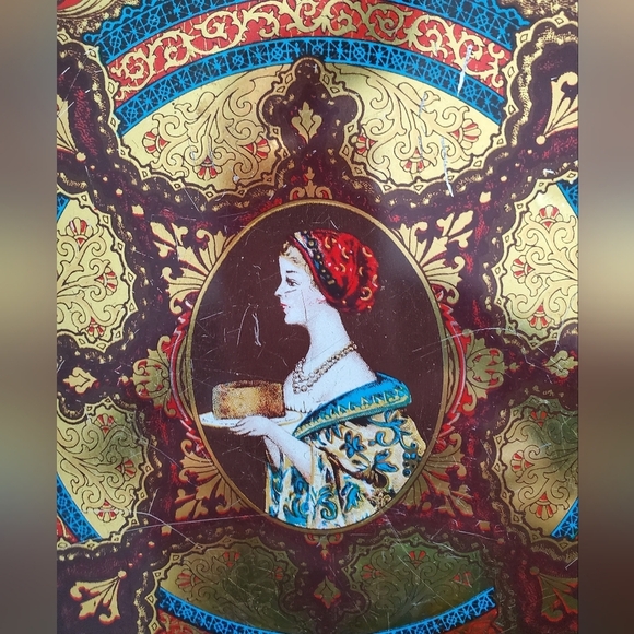 Vintage 1950s Hostess Fruit Cake Tin 8” Round - Picture 5 of 6